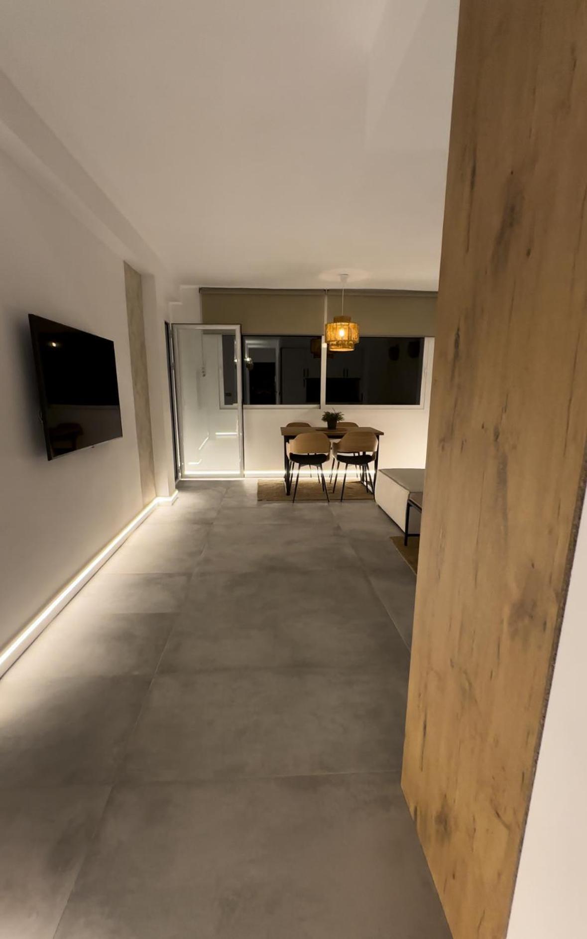 アグアドゥルセNuevo Apartamento Arenal Primera Linea De Playaアパートメント エクステリア 写真